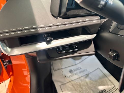 Used 2024 Chevrolet Corvette Stingray Coupe w/ Z51 Performance Package image 14