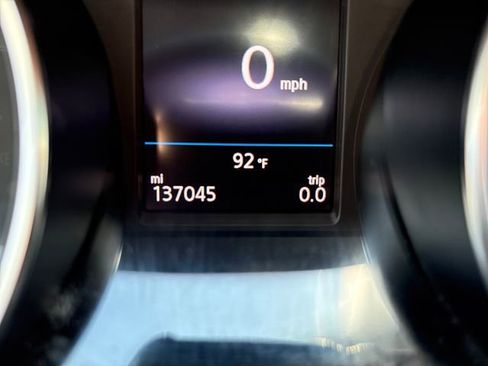 Used 2018 Volkswagen Tiguan SE AWD/4WD image 18