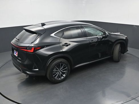 Used 2024 Lexus NX 250 FWD w/ Towing Package (2000 Lbs) image 33