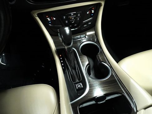 Used 2020 Buick Envision Preferred image 19