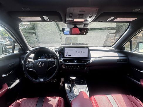 Used 2023 Lexus UX 250h F Sport FWD image 19