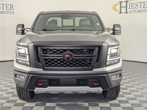 Used 2023 Nissan Titan PRO-4X w/ Pro-4x Convenience Package image 3