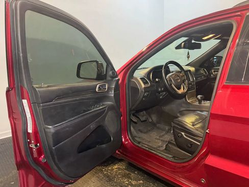 Used 2015 Jeep Grand Cherokee Overland w/ Advanced Technology Group image 8