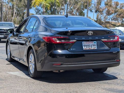 Used 2026 Toyota Camry LE FWD image 12