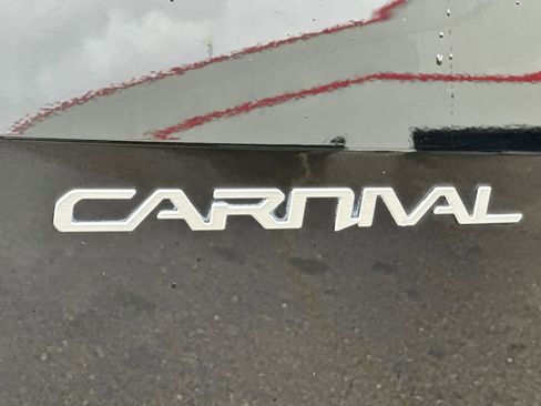 Used 2024 Kia Carnival SX Prestige FWD image 34