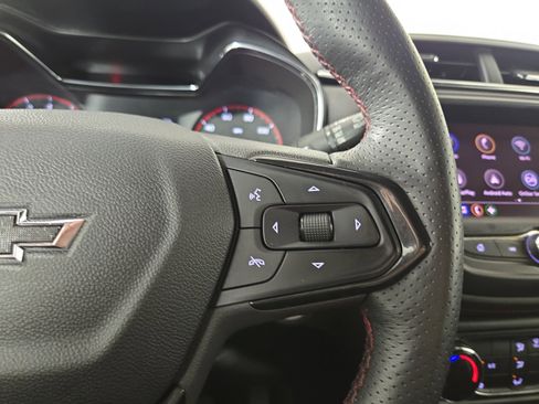 Used 2022 Chevrolet TrailBlazer RS FWD image 15