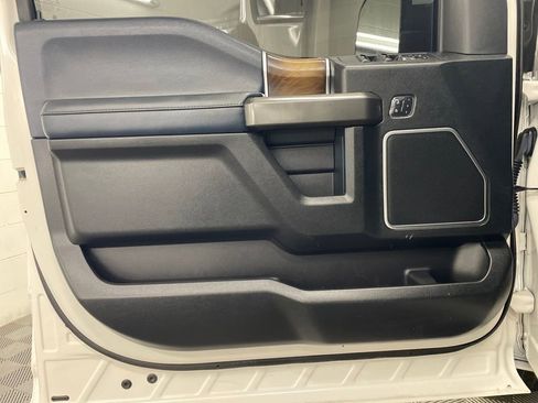 Used 2018 Ford F150 Limited w/ Trailer Tow Package image 15