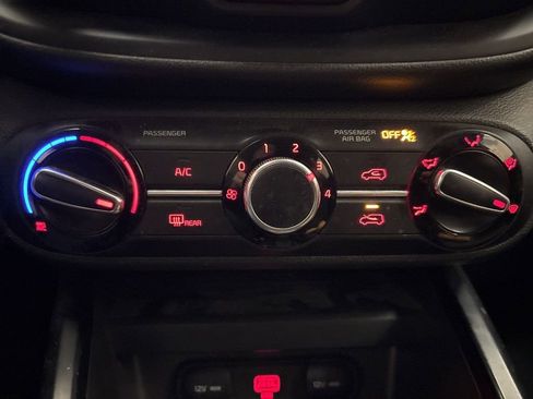 Used 2021 Kia Soul S image 20