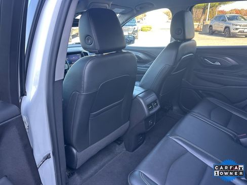 Used 2024 GMC Terrain SLT image 42