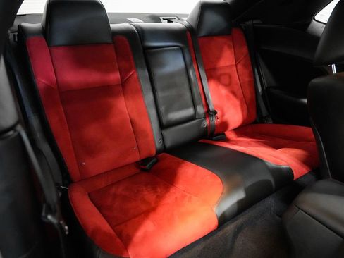 Used 2019 Dodge Challenger R/T Scat Pack w/ Dynamics Package RWD image 23