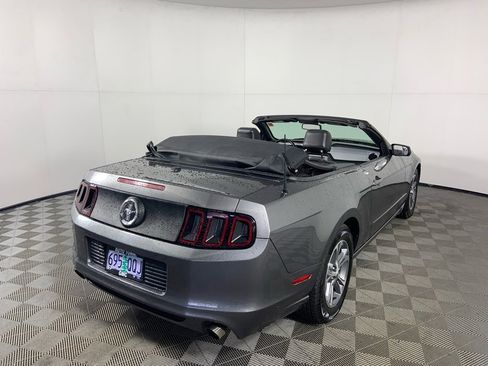 Used 2014 Ford Mustang Premium image 9
