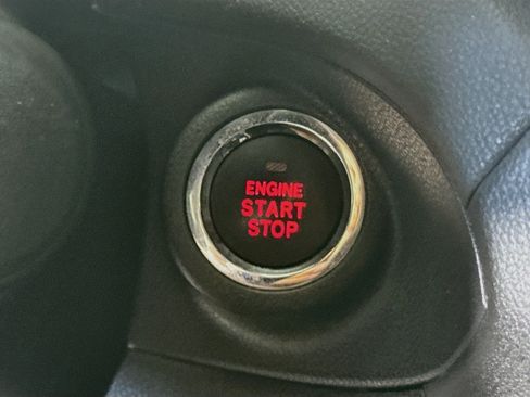 Used 2023 Subaru Ascent Limited AWD/4WD image 21