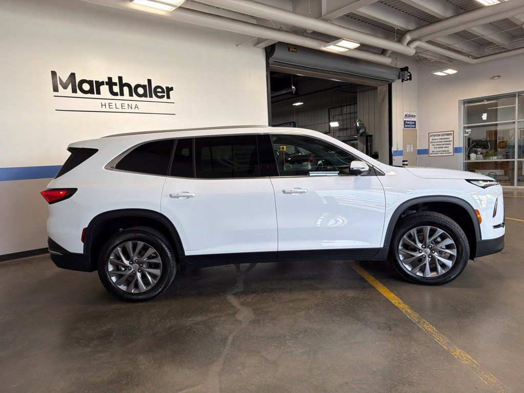 Used 2026 Buick Enclave Preferred AWD/4WD image 4