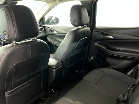 Used 2023 Buick Encore GX Select image 19