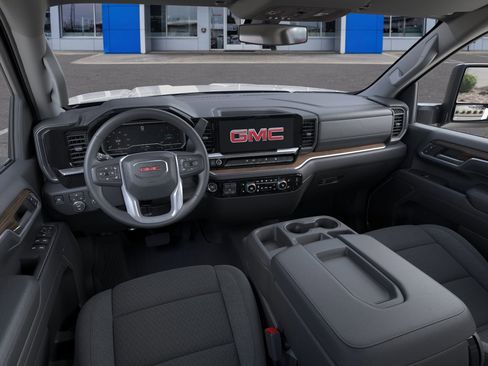 New 2026 GMC Sierra 2500 SLE w/ SLE Value Package; image 8
