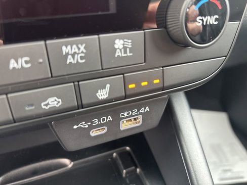 New 2026 Subaru Outback Limited AWD/4WD image 25
