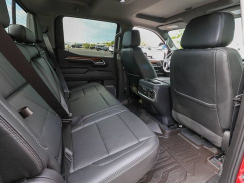 Used 2023 GMC Sierra 1500 Denali AWD/4WD image 25