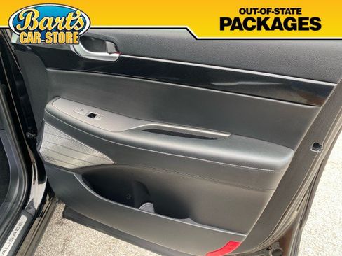Used 2022 Hyundai Palisade Limited AWD/4WD image 16