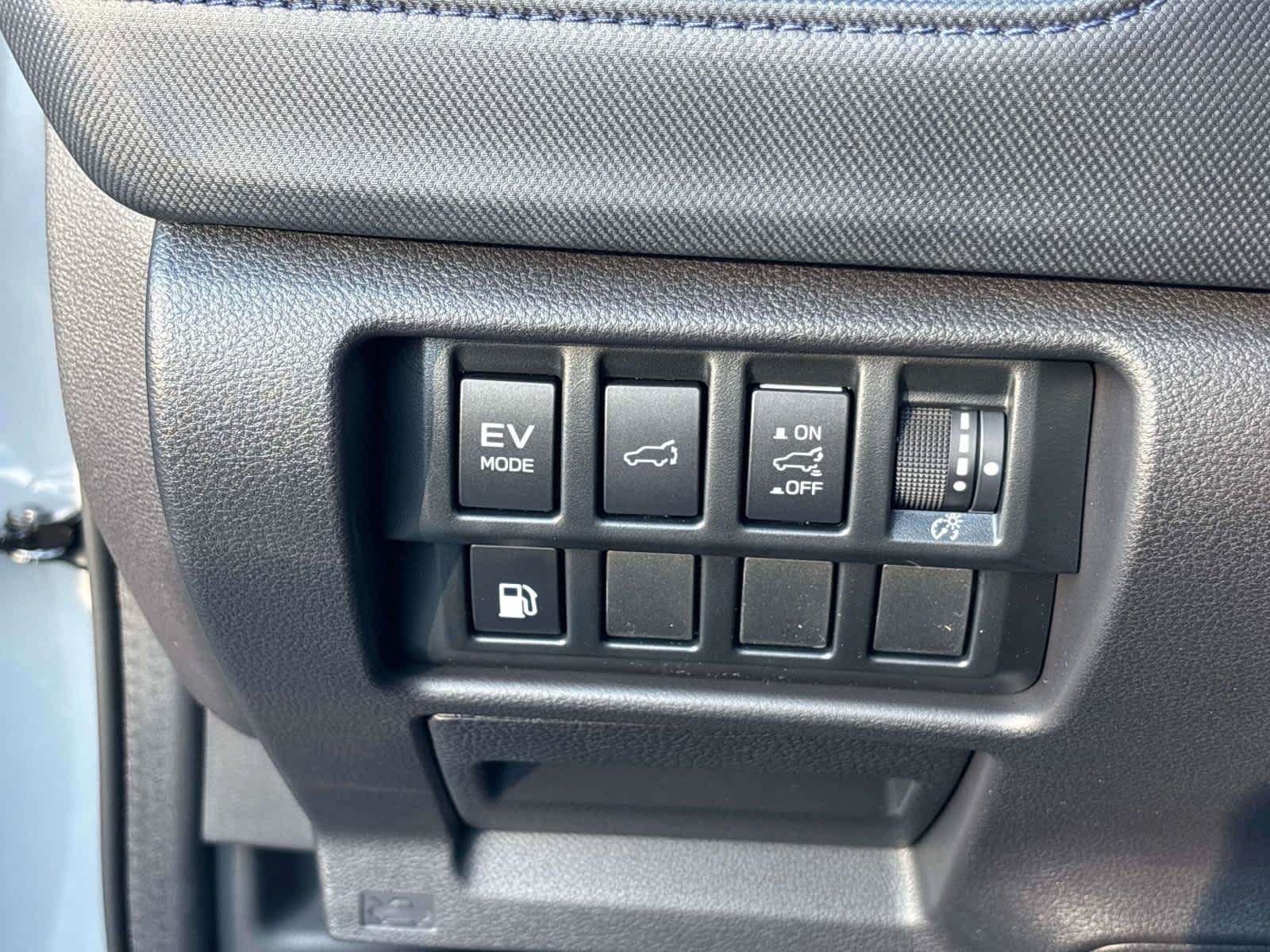 New 2026 Subaru Forester Touring AWD/4WD image 12