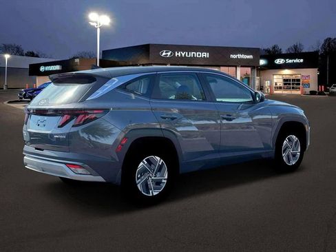 New 2026 Hyundai Tucson Blue SE AWD/4WD image 8