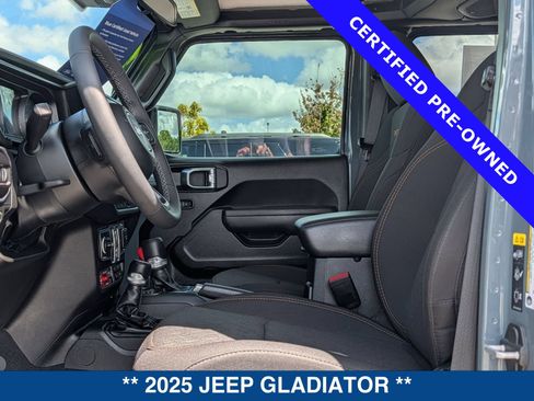 Used 2025 Jeep Gladiator Mojave w/ Safety Group AWD/4WD image 23