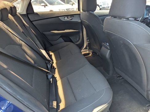 Used 2020 Kia Forte LXS FWD image 30