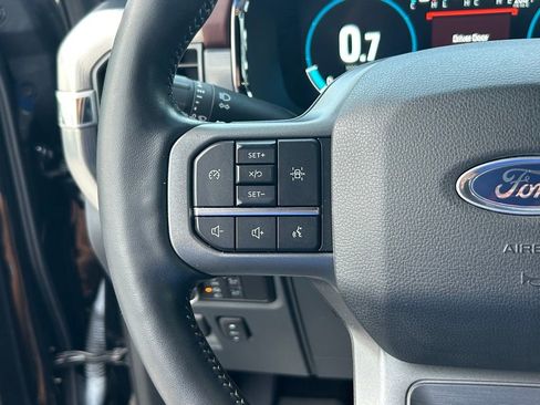 Used 2022 Ford F150 Lariat AWD/4WD image 40