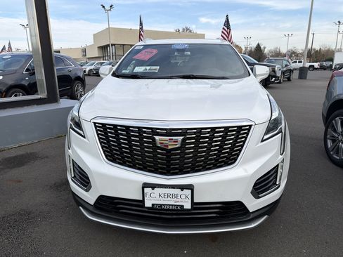 Used 2020 Cadillac XT5 Premium Luxury image 3