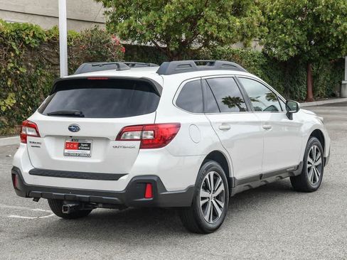 Used 2019 Subaru Outback 2.5i Limited AWD/4WD image 9