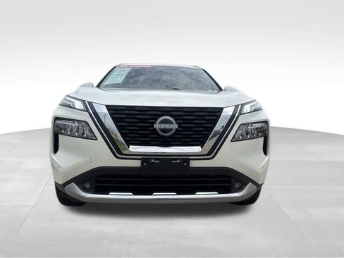 Used 2022 Nissan Rogue Platinum w/ Head-Up Display Package AWD/4WD image 3