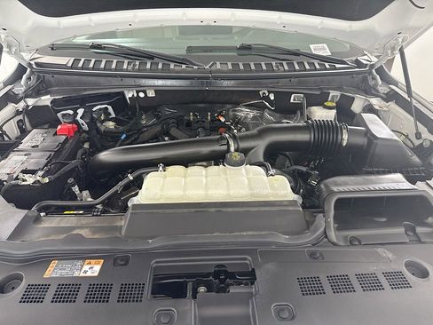 Used 2024 Lincoln Navigator Premiere image 30