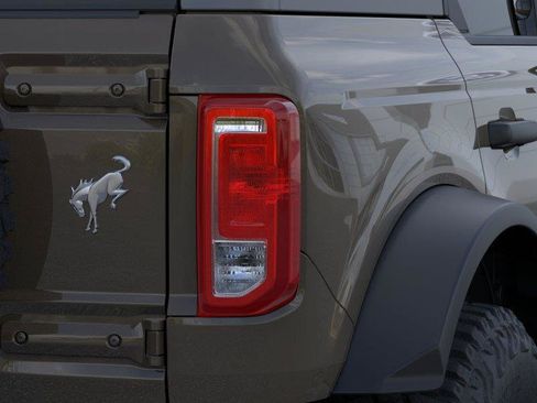New 2026 Ford Bronco 4-Door w/ Sasquatch Package AWD/4WD image 23