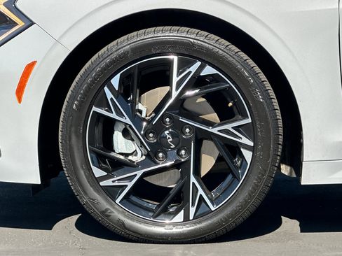 Used 2025 Kia K5 GT-Line w/ GT-Line Premium Package FWD image 26