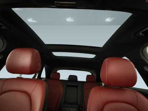 Certified 2022 Mercedes-Benz GLC 300 image 13