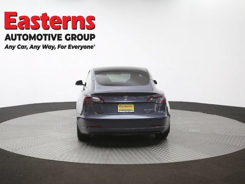 Used 2022 Tesla Model 3 Long Range AWD/4WD image 32