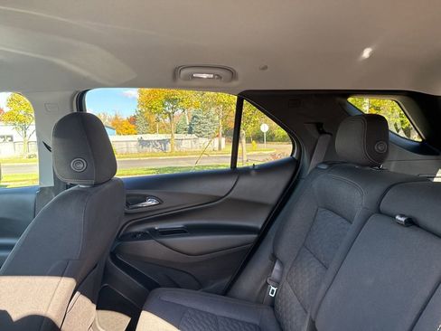 Used 2020 Chevrolet Equinox LT image 20