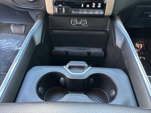 Used 2020 RAM 1500 Laramie image 30