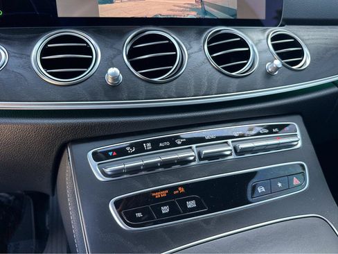 Used 2023 Mercedes-Benz E 350 4MATIC Sedan image 26
