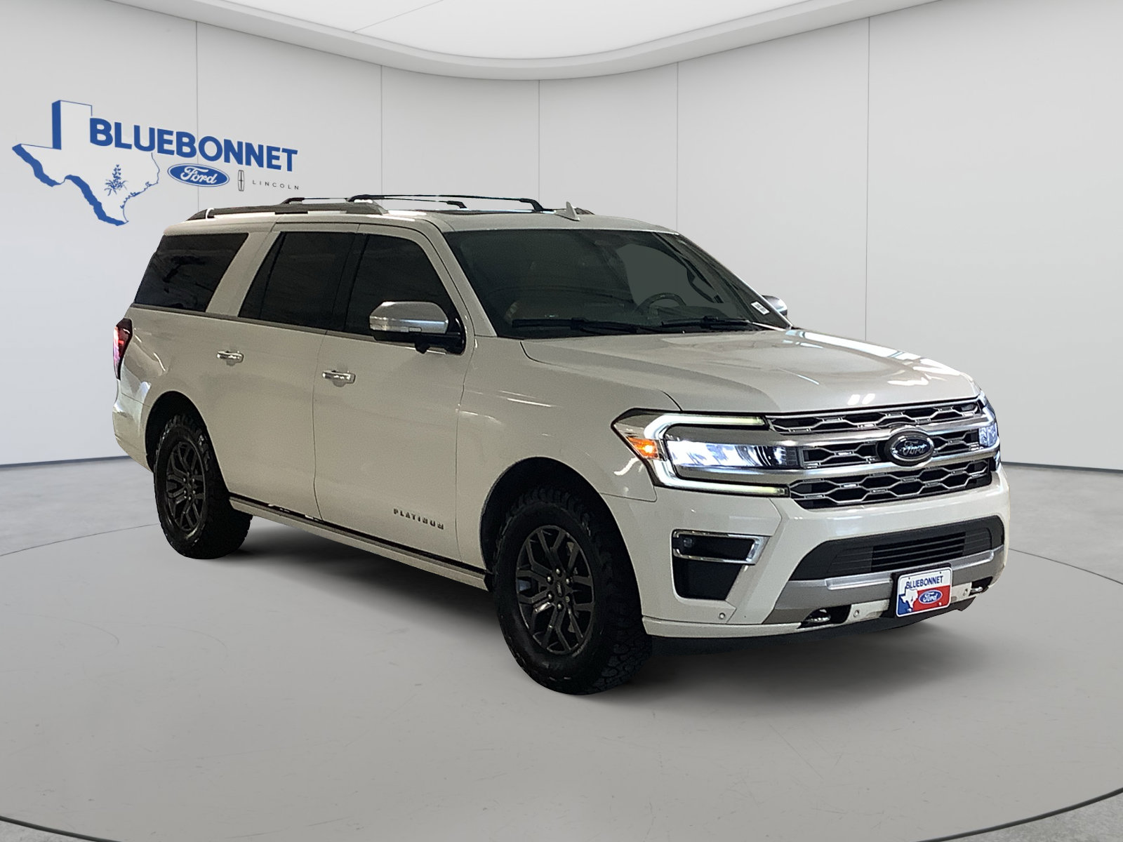 Used 2023 Ford Expedition Max Platinum AWD/4WD image 3