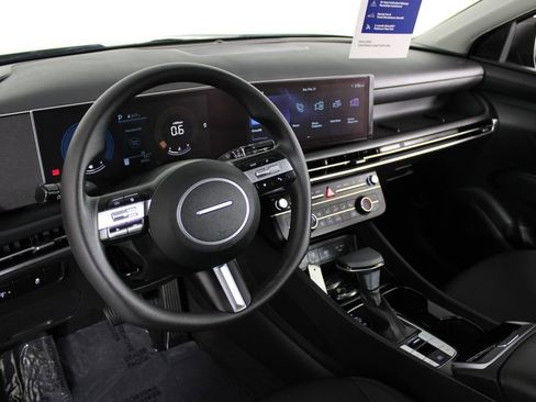 Certified 2026 Hyundai Tucson SE image 18