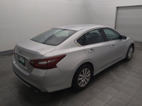 Used 2018 Nissan Altima 2.5 S w/ S Convenience Package FWD image 9