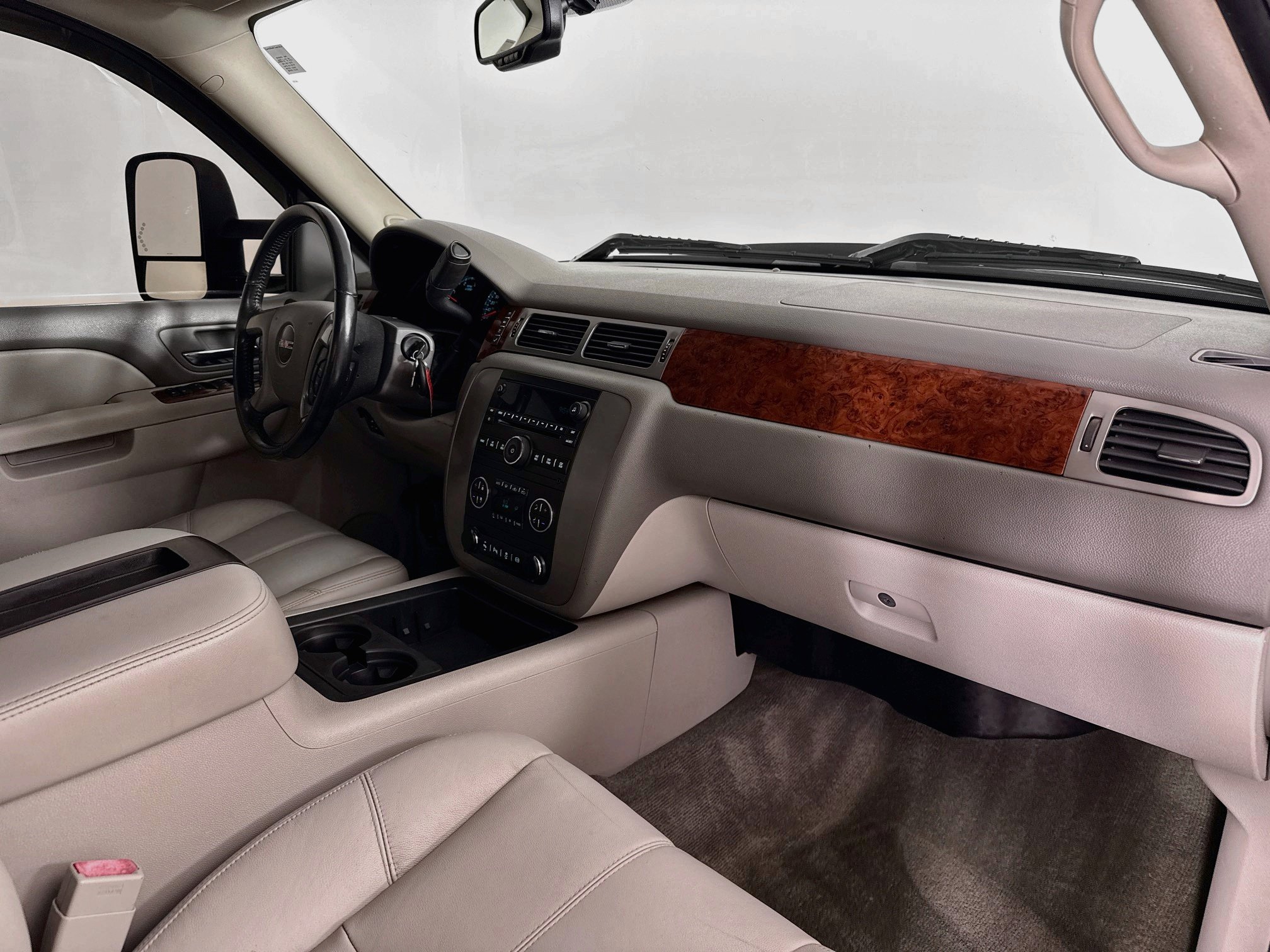 Used 2014 GMC Sierra 2500 SLT AWD/4WD image 31