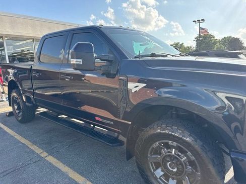 Used 2023 Ford F350 Lariat w/ Lariat Ultimate Package AWD/4WD image 4