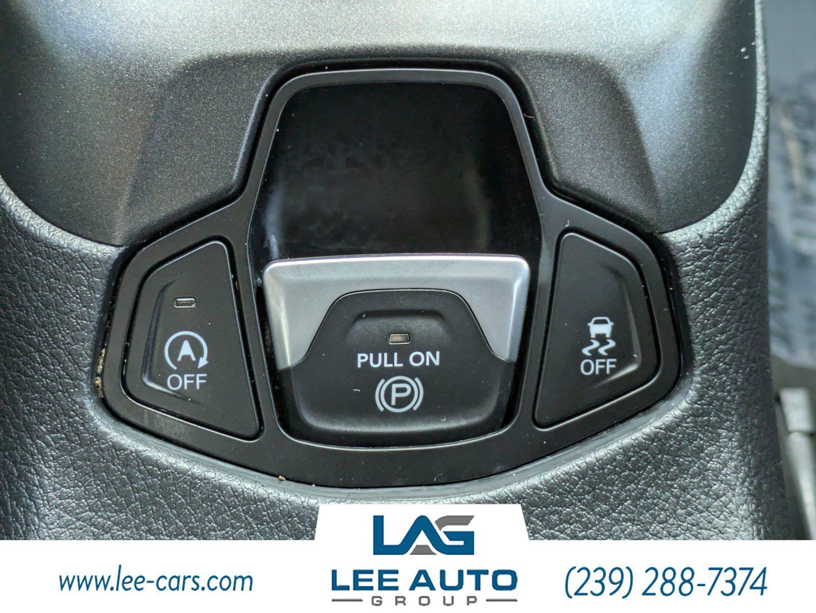 Used 2017 Jeep Compass Trailhawk w/ Leather Interior Group AWD/4WD image 29