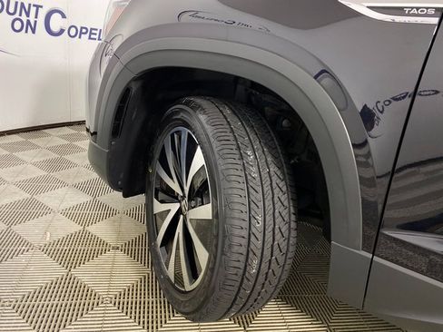 Used 2022 Volkswagen Taos SE image 23