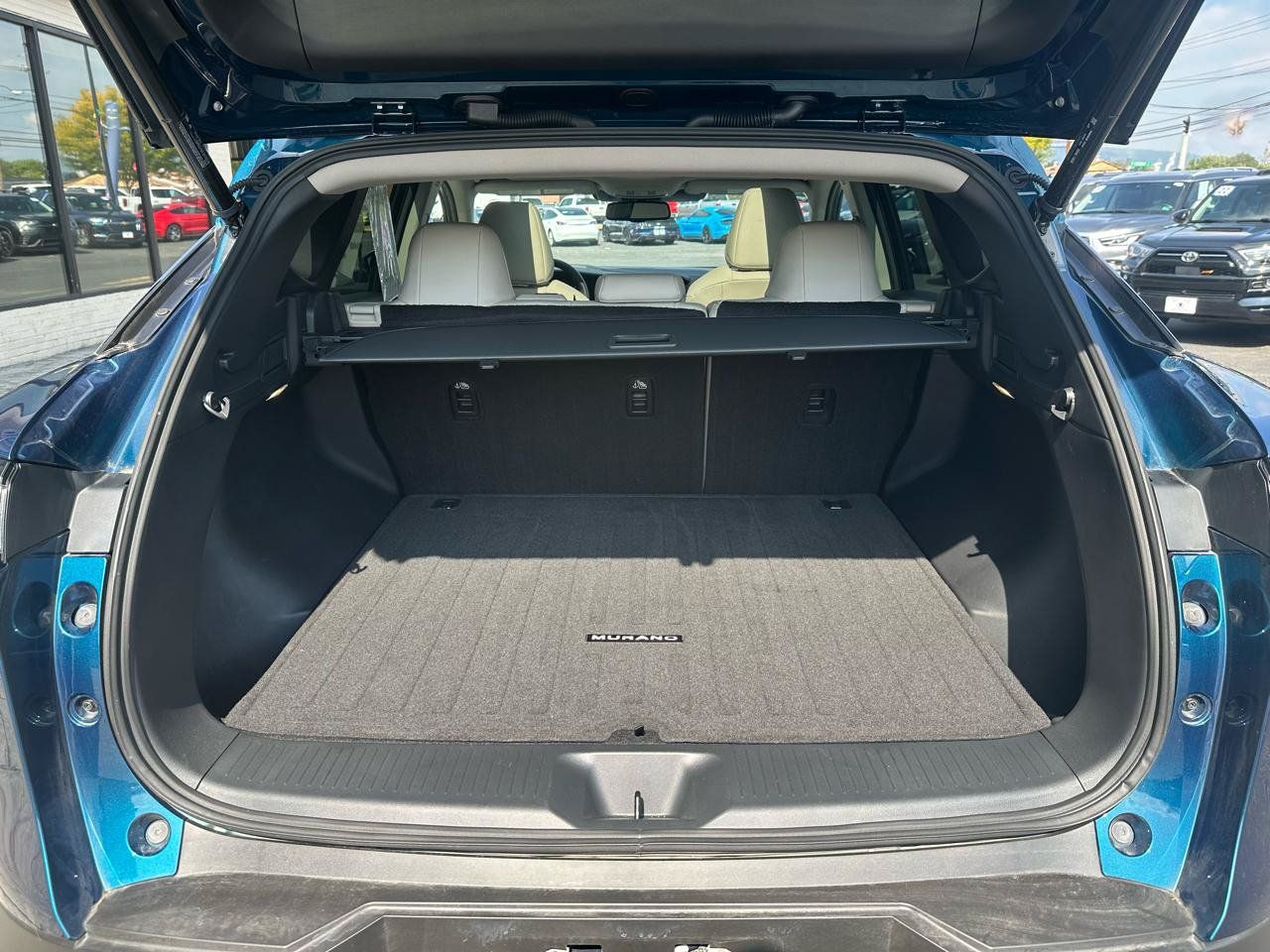 Used 2025 Nissan Murano SL AWD/4WD image 24