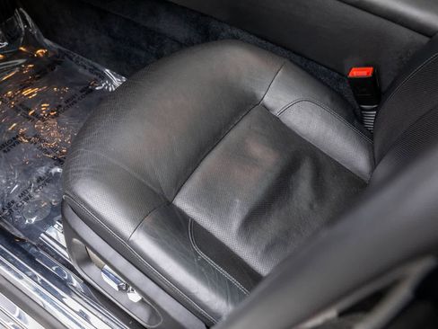 Used 2013 Rolls-Royce Ghost image 15