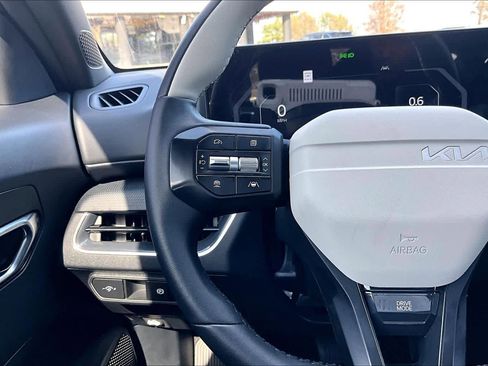 Used 2025 Kia K4 GT-Line w/ GT-Line Sunroof Package image 24