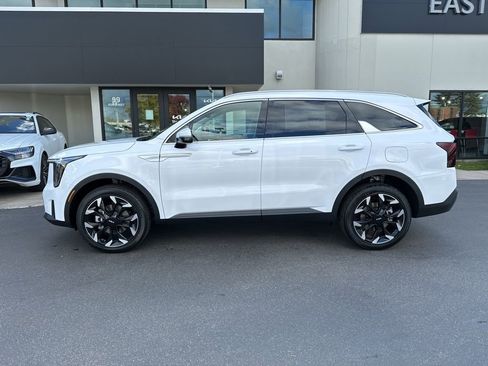New 2026 Kia Sorento EX image 2