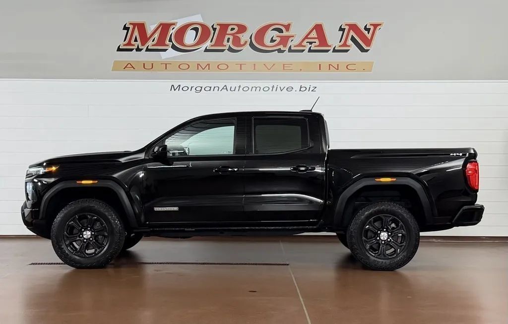 Used 2023 GMC Canyon Elevation w/ Convenience Package AWD/4WD image 7